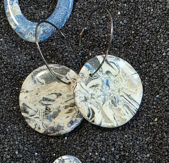 Denim rounds on hoops