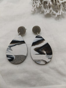 Neutral Teardrop Dangles