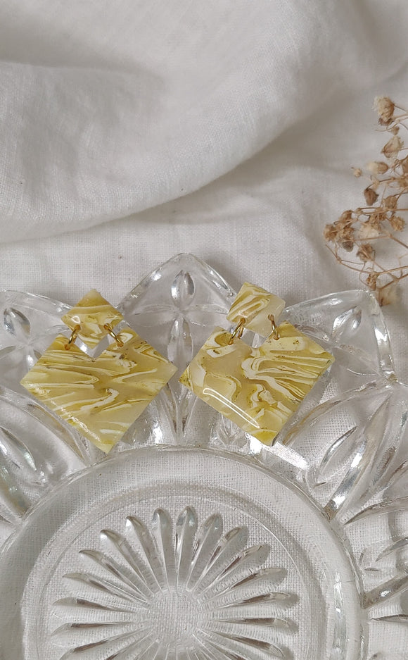 Sunshine Square Dangles