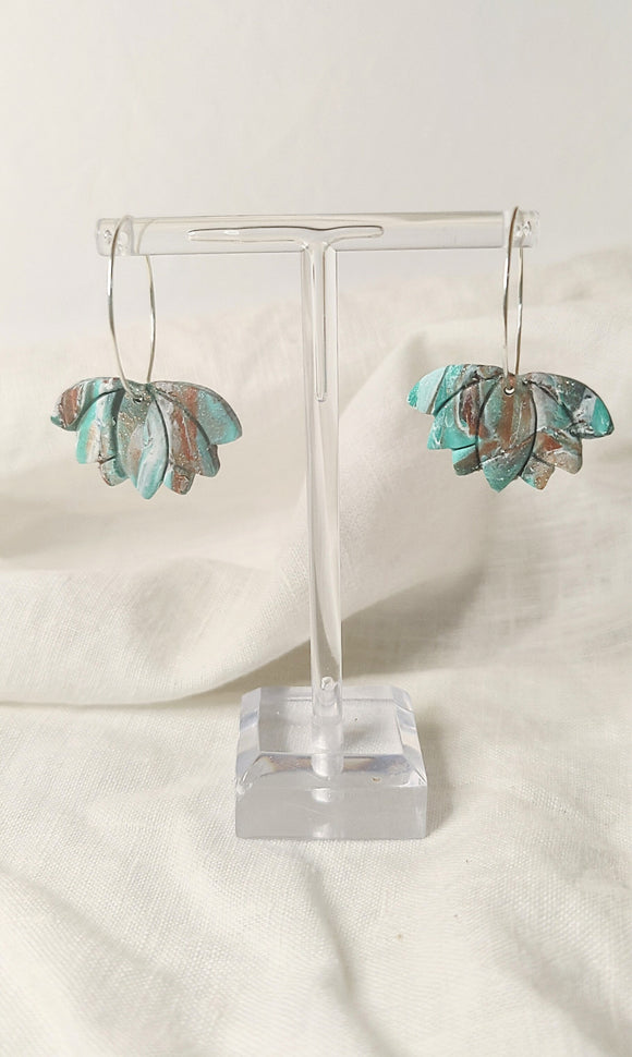 Broome Lotus Hoops